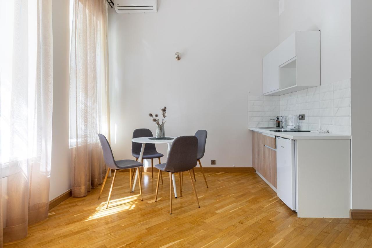 Kaykay Apartments Odessa Exteriör bild